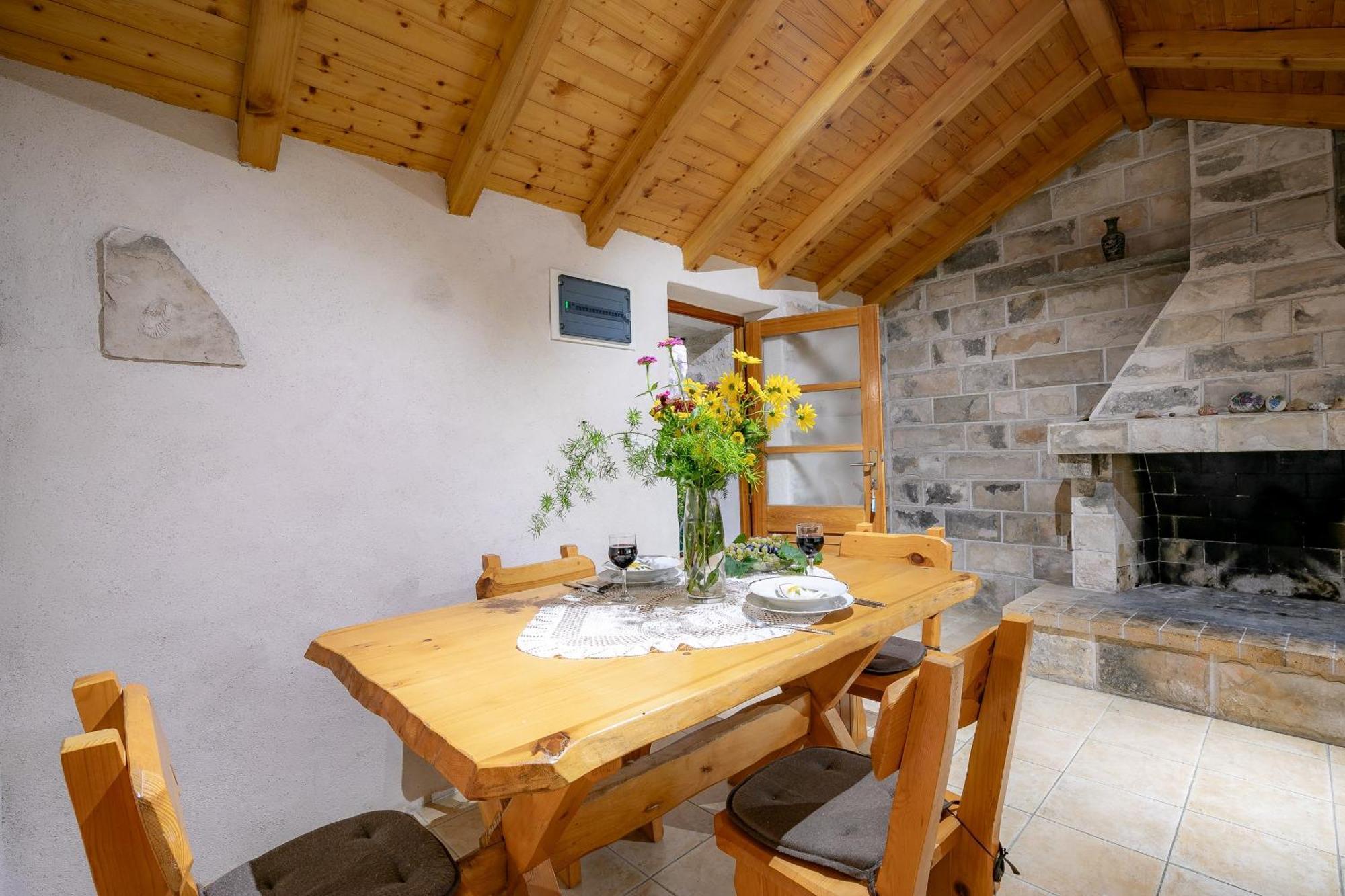 Stone House Harmony Apartamento Zrnovo Exterior foto
