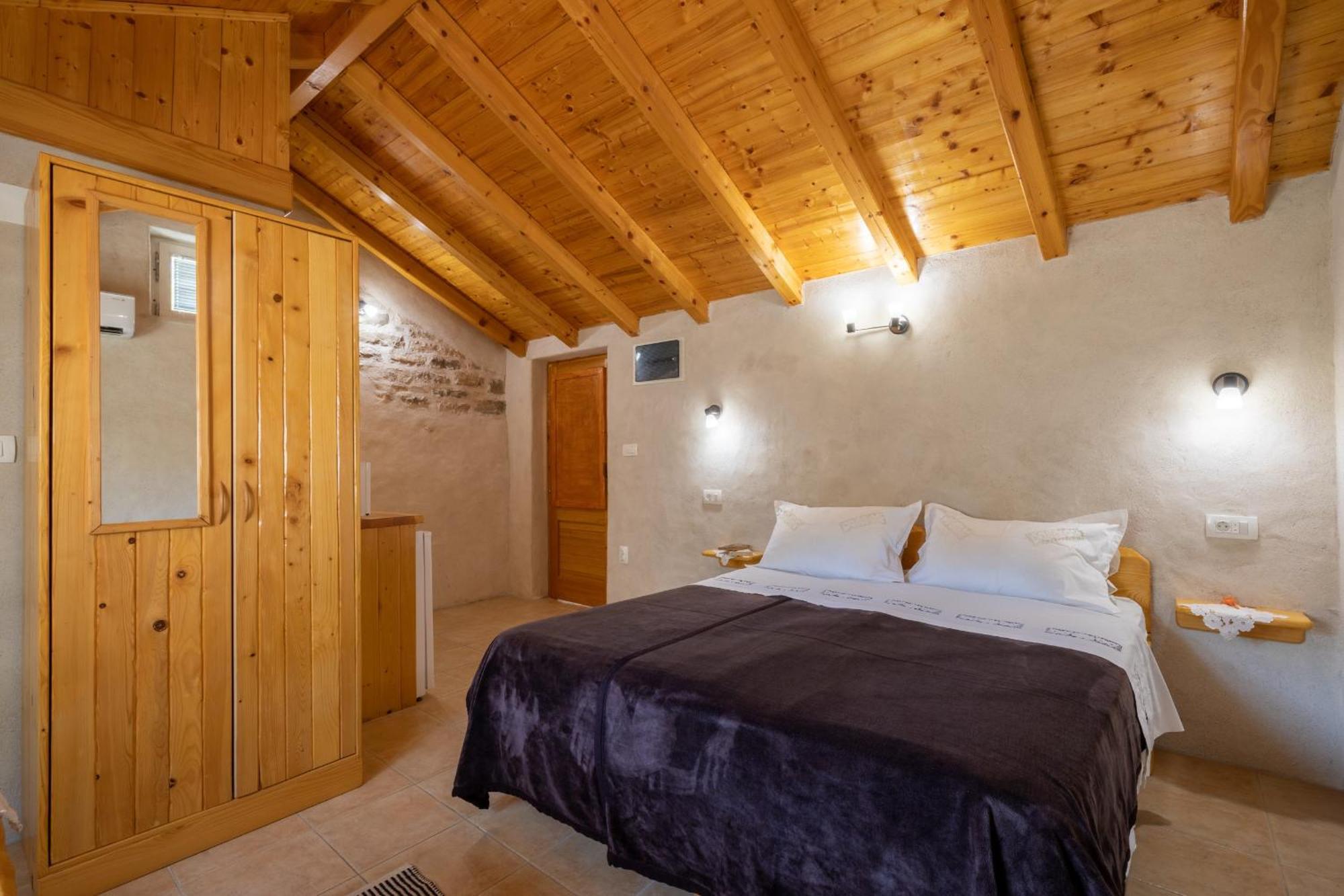 Stone House Harmony Apartamento Zrnovo Exterior foto
